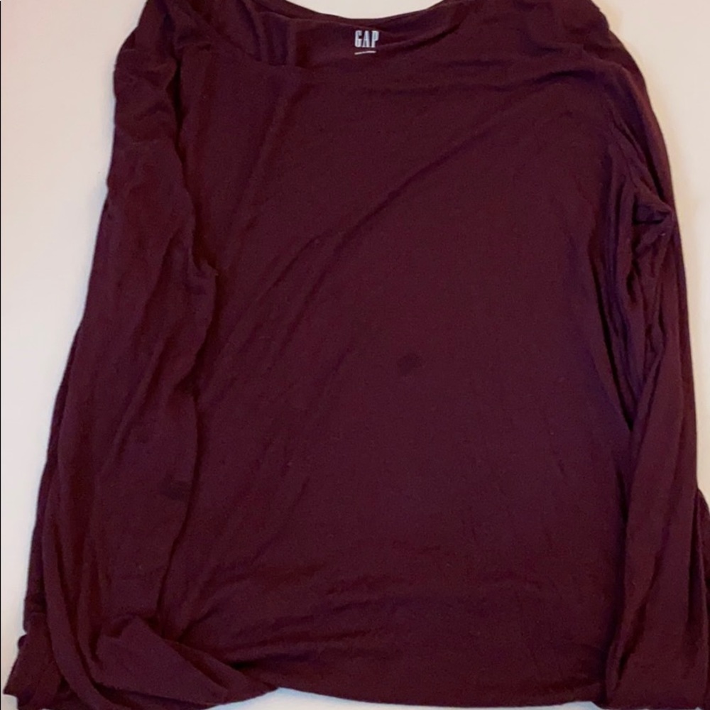 Dark burgundy tee shirt !